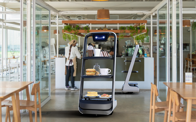robot waiter which is automating the cleaning process